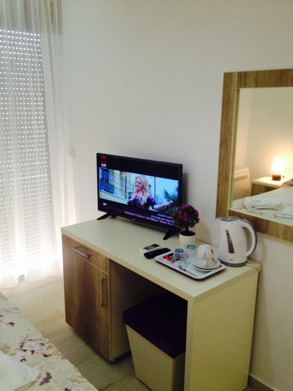 Apartments Croma 울친 외부 사진